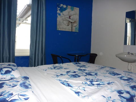Adelaide Travellers Inn - Hostel - Tourism Caloundra 3