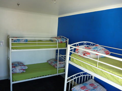 Adelaide Travellers Inn - Hostel - Tourism Caloundra 6