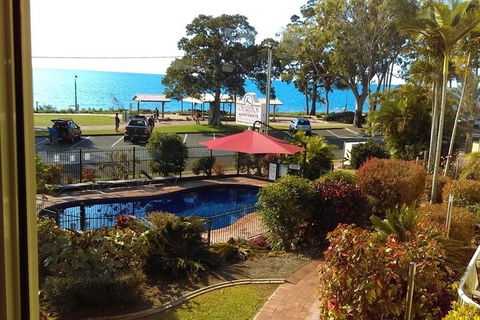 Charlton Apartments - Tourism Caloundra 2