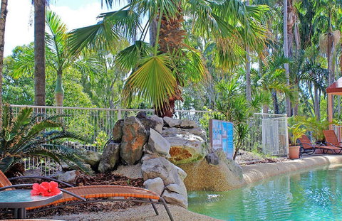 Rainbow Sands Resort - Tourism Caloundra 2