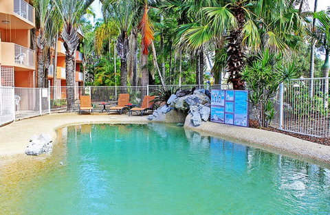 Rainbow Sands Resort - Tourism Caloundra 3