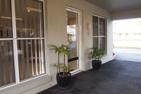 Alexander Cameron Suites - Tourism Caloundra 6