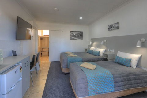 Glen Innes Motel - Tourism Caloundra 6