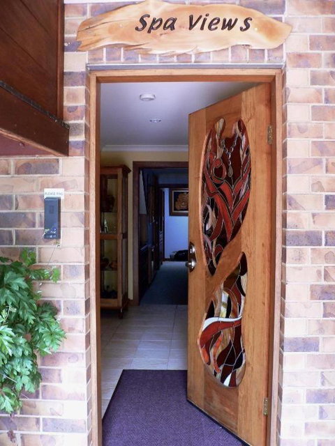 Artisan Spa Views - Tourism Caloundra 2