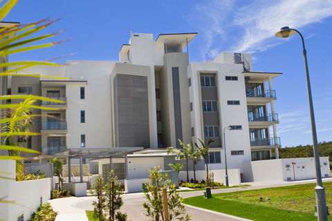 White Shells Luxury Apartments - Tourism Caloundra 0