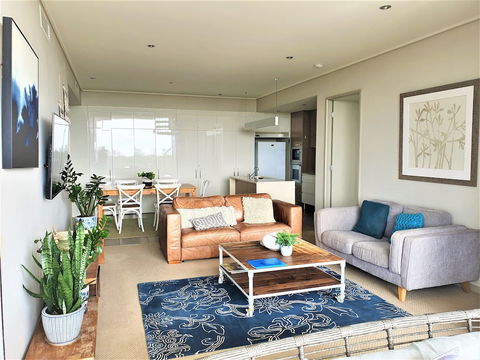 White Shells Luxury Apartments - Tourism Caloundra 6