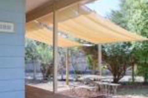 Saltaire Cottages - Tourism Caloundra 0