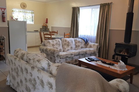 Murray Gardens Cottages & Motel - Tourism Caloundra 5