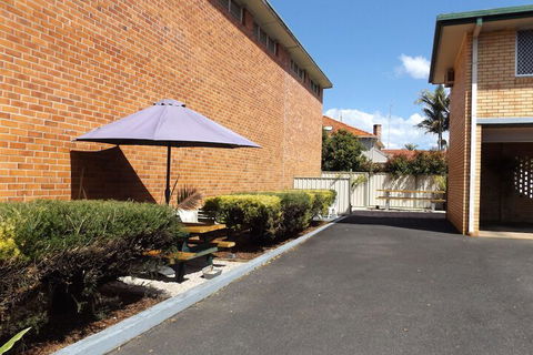 Civic Motel - Tourism Caloundra 4