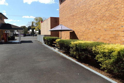 Civic Motel - Tourism Caloundra 5