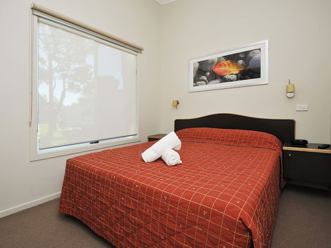 NRMA Eastern Beach Holiday Park - Tourism Caloundra 3