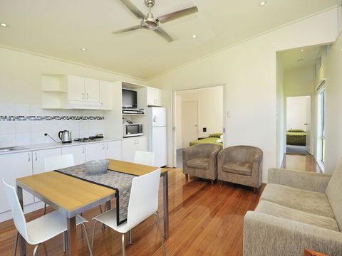 NRMA Eastern Beach Holiday Park - Tourism Caloundra 5