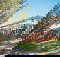 Bridges on Meninya Motel  Apartments - Tourism Caloundra