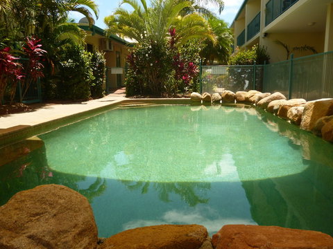 Sails On Horseshoe - Tourism Caloundra 4