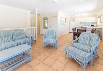 Sails On Horseshoe - Tourism Caloundra 6