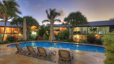 Beach Breakers Resort - Tourism Caloundra 1