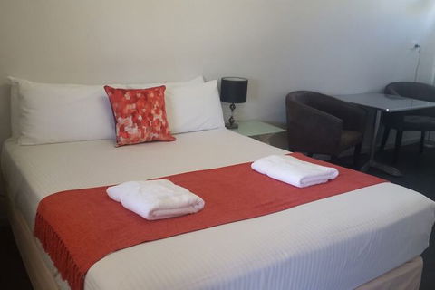 Chaparral Motel - Tourism Caloundra 5