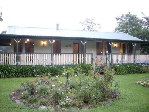 Brilex Park B & B - Tourism Caloundra 5