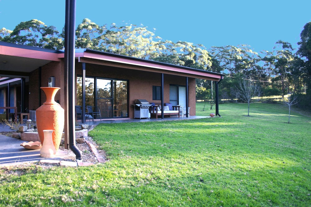 Yatte Yattah NSW Tourism Caloundra
