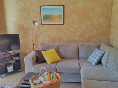 Milton Country Cottages - Tourism Caloundra 2