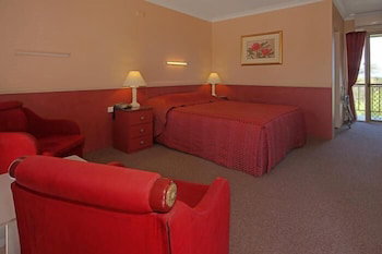 Milton Village Motel - Tourism Caloundra 4