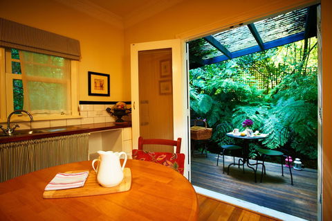 Gatehouse Cottage At Merrow Cottages - Mt Dandenong - Tourism Caloundra 5