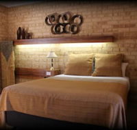 York Motel - Tourism Caloundra