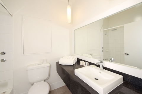 CKS Sydney Airport Hotel - Tourism Caloundra 5