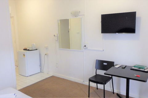 Blue Pacific Motel Swansea - Tourism Caloundra 6