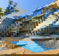 The Bluff Resort Apartments - Tourism Caloundra