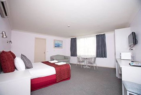 Hume Villa Motor Inn - Tourism Caloundra 5