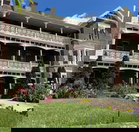 Auldington Hotel - Tourism Caloundra