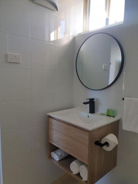 Sandpiper Motel Ulladulla - Tourism Caloundra 3