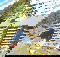 Wyuna Beachfront Holiday Apartments - Tourism Caloundra