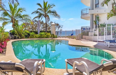 Oceanside Resort - Tourism Caloundra 0