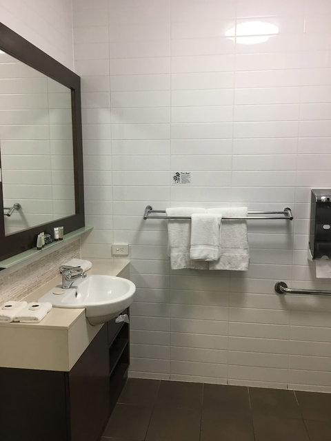 Sfera's Park Suites & Convention Centre - Tourism Caloundra 6