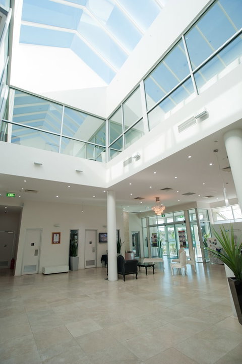 Sfera's Park Suites & Convention Centre - Tourism Caloundra 2