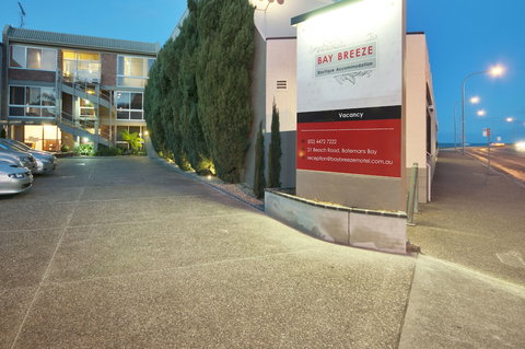 Bay Breeze Boutique Accommodation - Tourism Caloundra 2