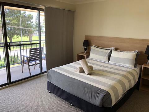 Araluen Motor Lodge - Tourism Caloundra 6