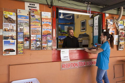 Alice Lodge Backpackers - Tourism Caloundra 4