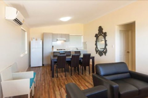 Dongara Tourist Park - Tourism Caloundra 6