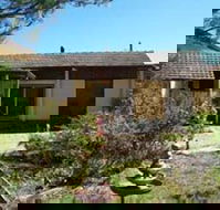 Eastern Reef Cottages - Tourism Caloundra