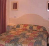 Glasgow Lodge - Tourism Caloundra