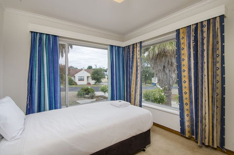 The Commodore - Tourism Caloundra 5