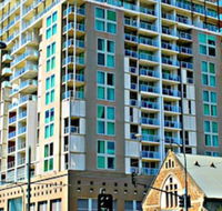 Adelaide DressCircle Apartments North Terrace - Tourism Caloundra