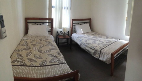 Santa Fe Apartments - Tourism Caloundra 5