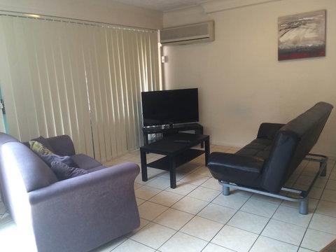 Santa Fe Apartments - Tourism Caloundra 6