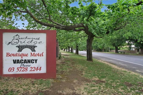 Beechworth On Bridge - Tourism Caloundra 2