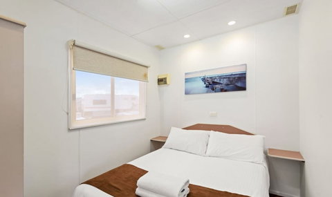 Discovery Parks â€“ Adelaide Beachfront - Tourism Caloundra 4