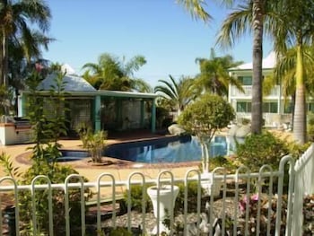 Reef Adventureland Motor Inn - Tourism Caloundra 6